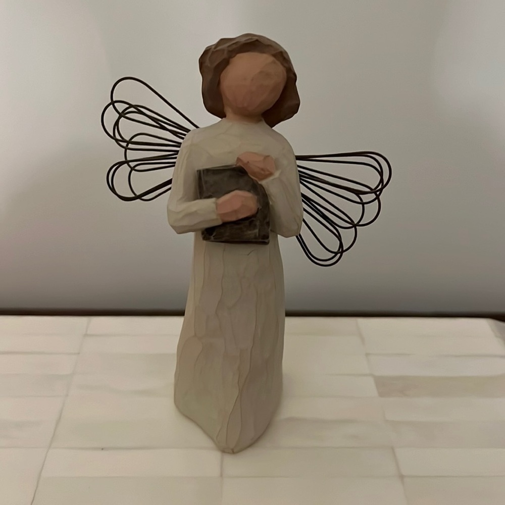 Willow Tree Angel of Learning Statue